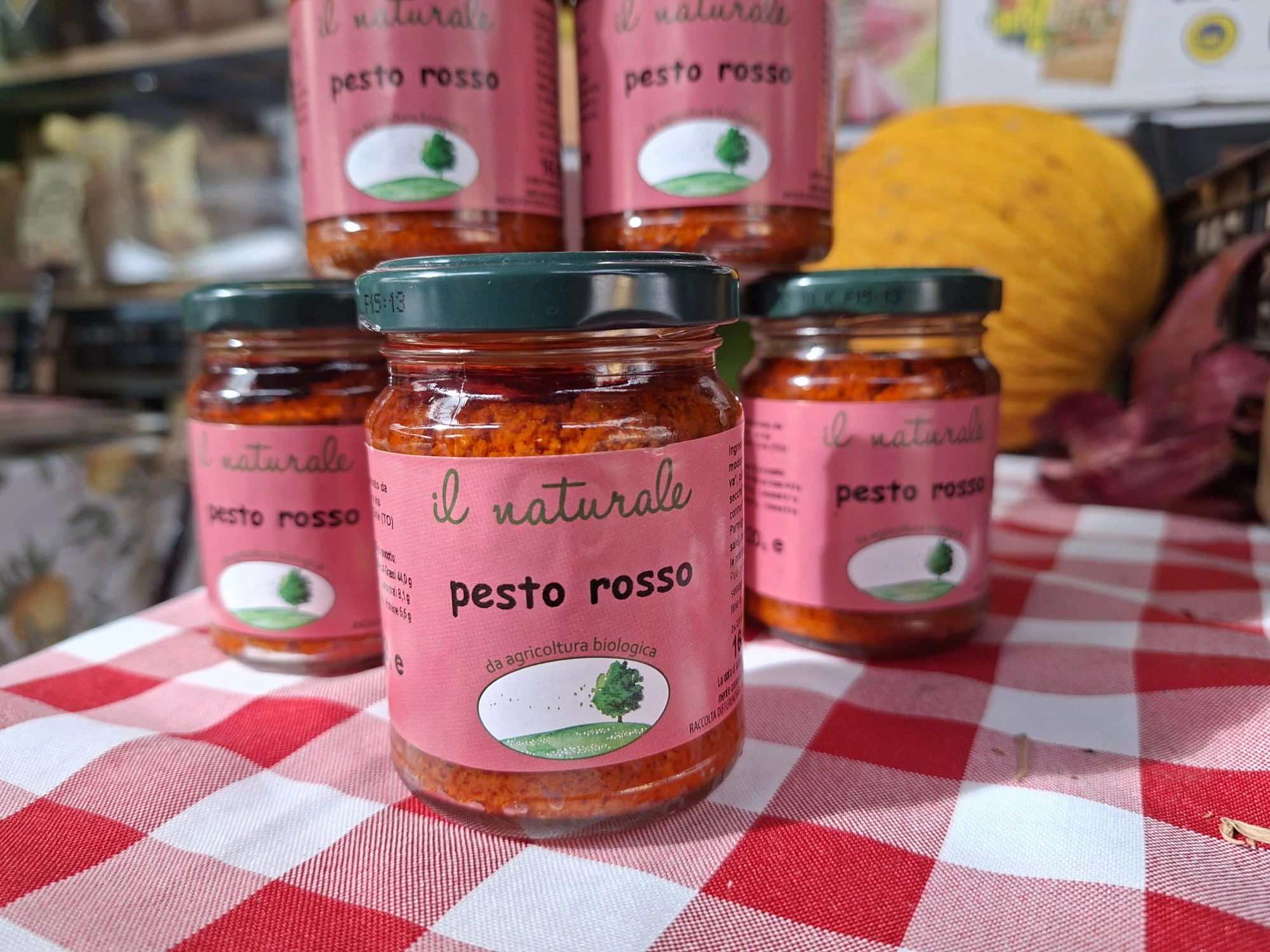 słoiczki z pesto rosso